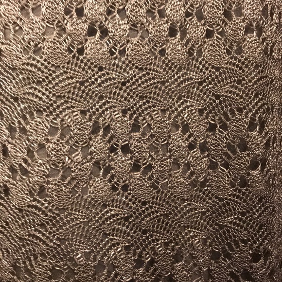 Top - Picture 2 of 3